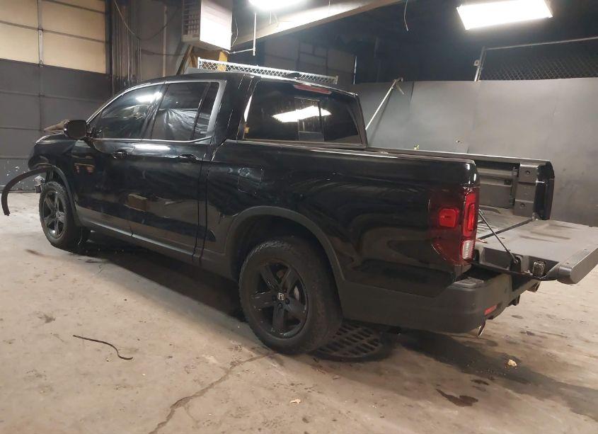 Photo 3 of 2023 Honda Ridgeline BLACK EDITION (VIN 5FPYK3F89PB060079)