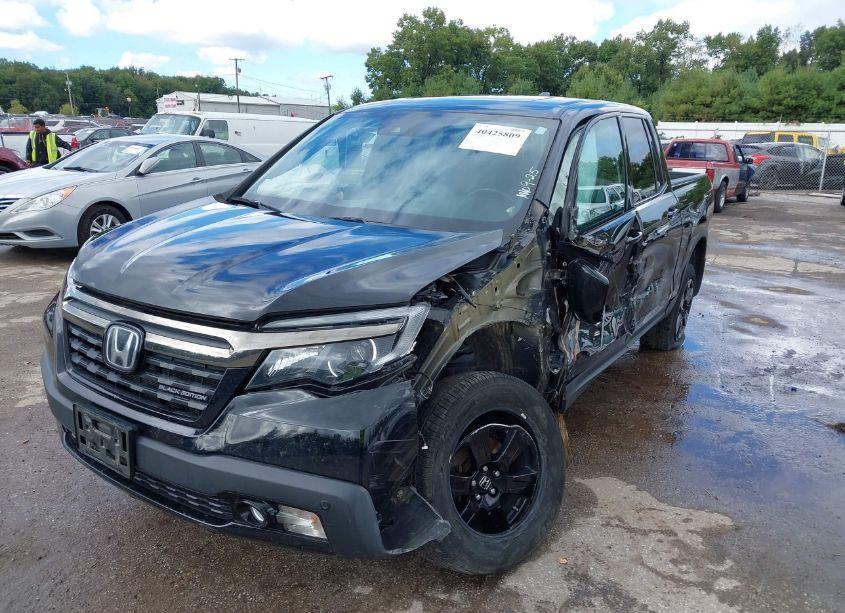 Photo 2 of 2019 Honda Ridgeline BLACK EDITION (VIN 5FPYK3F8XKB041839)