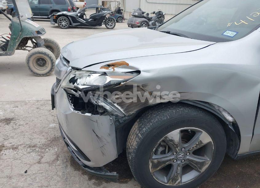 Photo 6 of 2015 Acura Mdx N/A (VIN 5FRYD3H21FB008759)