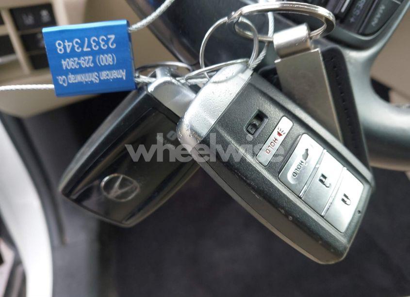 Photo 11 of 2017 Acura Mdx (VIN 5FRYD3H30HB000678)