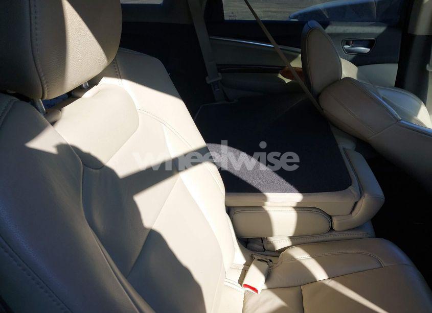 Photo 8 of 2017 Acura Mdx (VIN 5FRYD3H39HB001165)