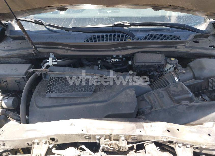 Photo 10 of 2016 Acura Mdx TECHNOLOGY ACURAWATCH PLUS PACKAGES/TECHNOLOGY PACKAGE (VIN 5FRYD3H4XGB017463)