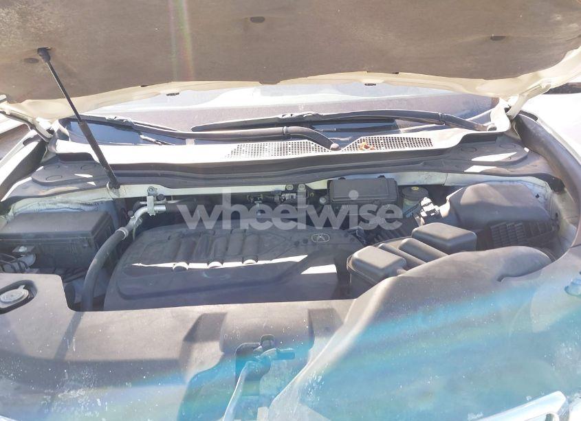 Photo 10 of 2016 Acura Mdx TECHNOLOGY ACURAWATCH PLUS PACKAGES/TECHNOLOGY PACKAGE (VIN 5FRYD4H42GB062094)