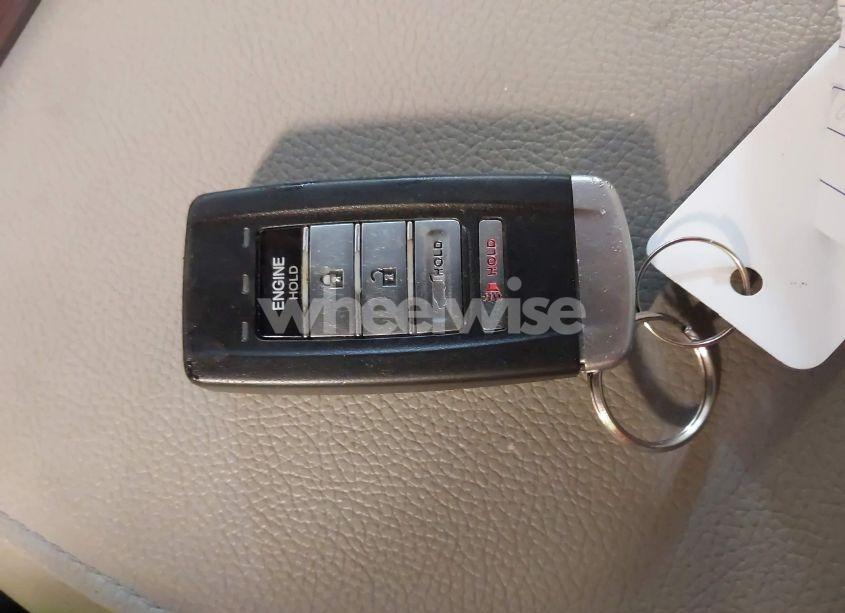 Photo 11 of 2016 Acura Mdx TECHNOLOGY ACURAWATCH PLUS PACKAGES/TECHNOLOGY PACKAGE (VIN 5FRYD4H45GB018784)