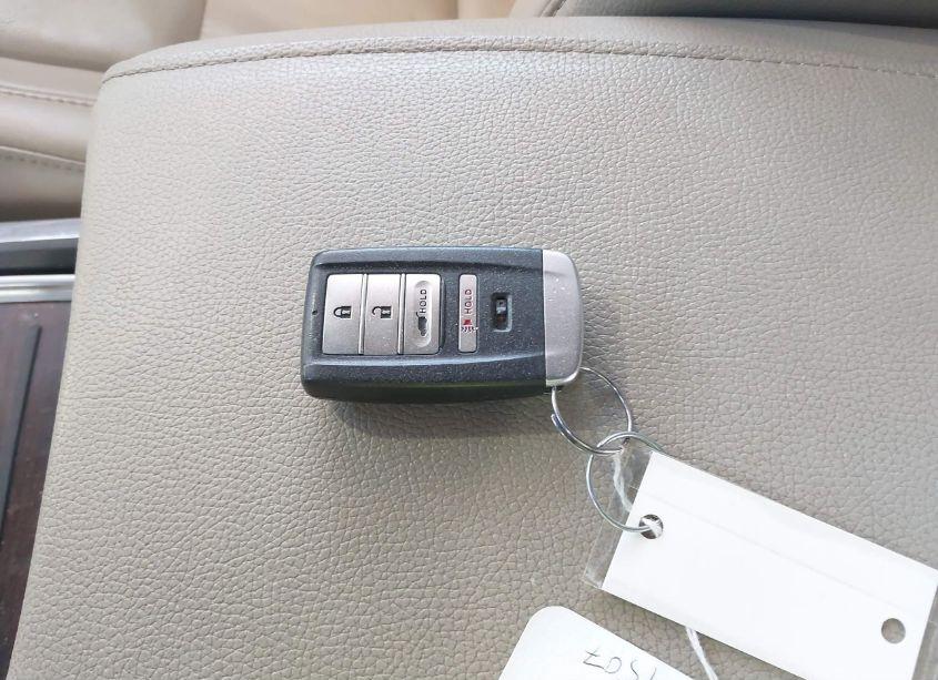 Photo 11 of 2016 Acura Mdx TECHNOLOGY, ENTERTAINMENT ACURAWATCH PLUS PACKAGES/W/TECH/ENTERTAINMENT (VIN 5FRYD4H65GB051351)