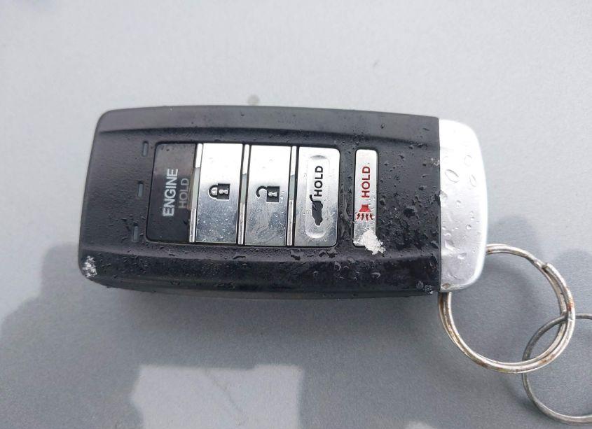 Photo 11 of 2016 Acura Mdx TECHNOLOGY ENTERTAINMENT PACKAGES/TECHNOLOGY, ENTERTAINMENT ACURAWATCH PLUS PACKAGES (VIN 5FRYD4H66GB026538)