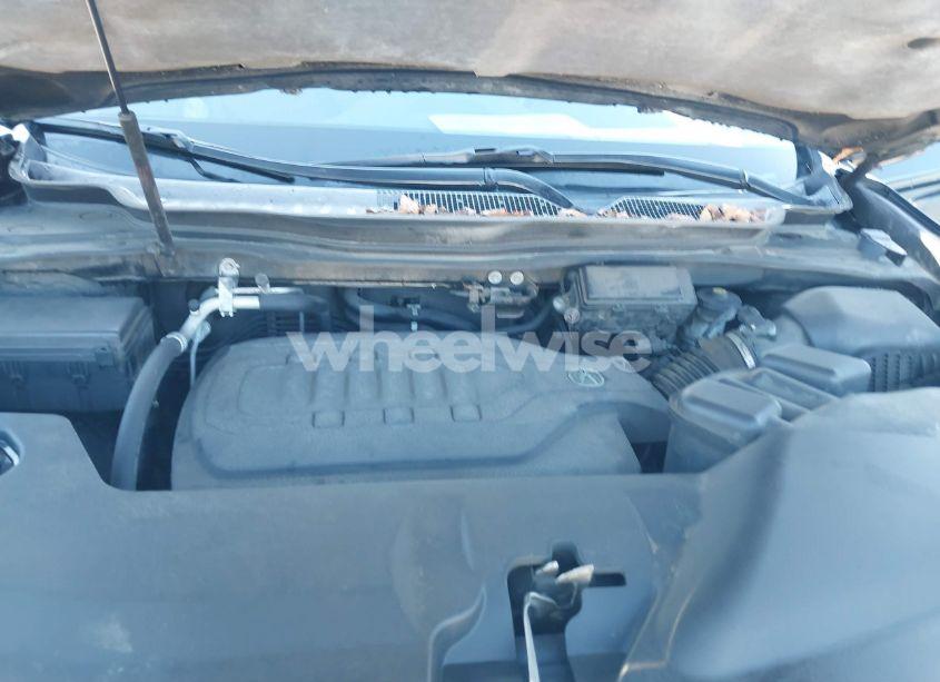 Photo 10 of 2016 Acura Mdx TECHNOLOGY, ENTERTAINMENT ACURAWATCH PLUS PACKAGES/W/TECH/ENTERTAINMENT (VIN 5FRYD4H67GB043672)