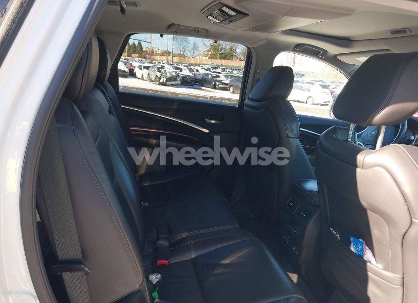 Photo 8 of 2016 Acura Mdx ADVANCE ENTERTAINMENT PACKAGES/ADVANCE PACKAGE (VIN 5FRYD4H99GB045241)