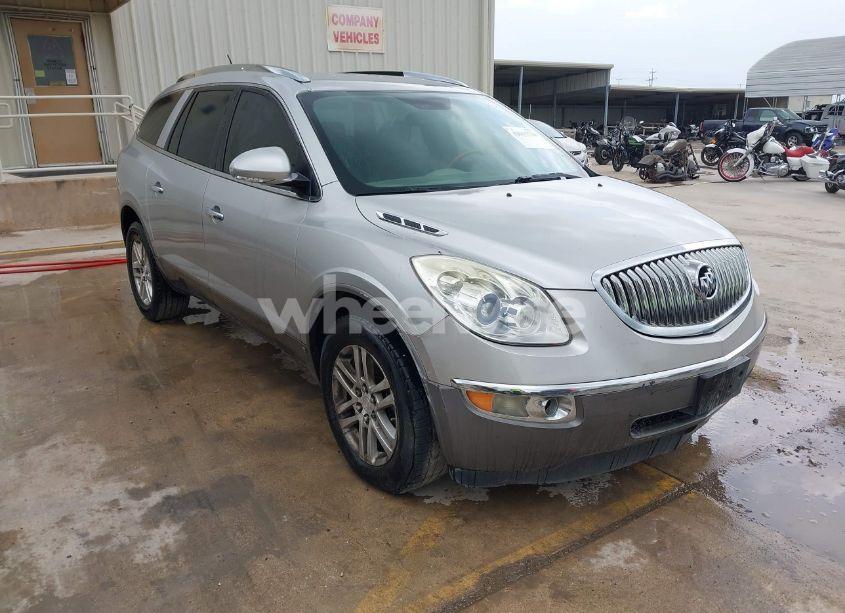 2008 Buick Enclave CX (VIN 5GAER13748J102418) main photo