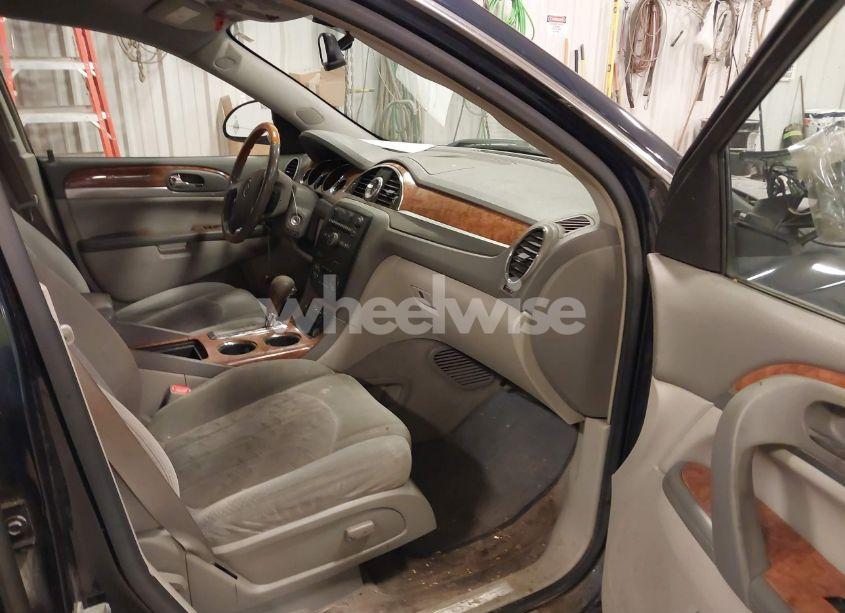 Photo 5 of 2008 Buick Enclave CX (VIN 5GAER13788J166154)