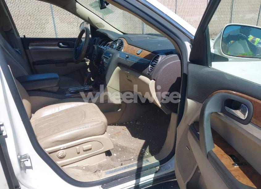 Photo 5 of 2008 Buick Enclave CXL (VIN 5GAER23718J269941)