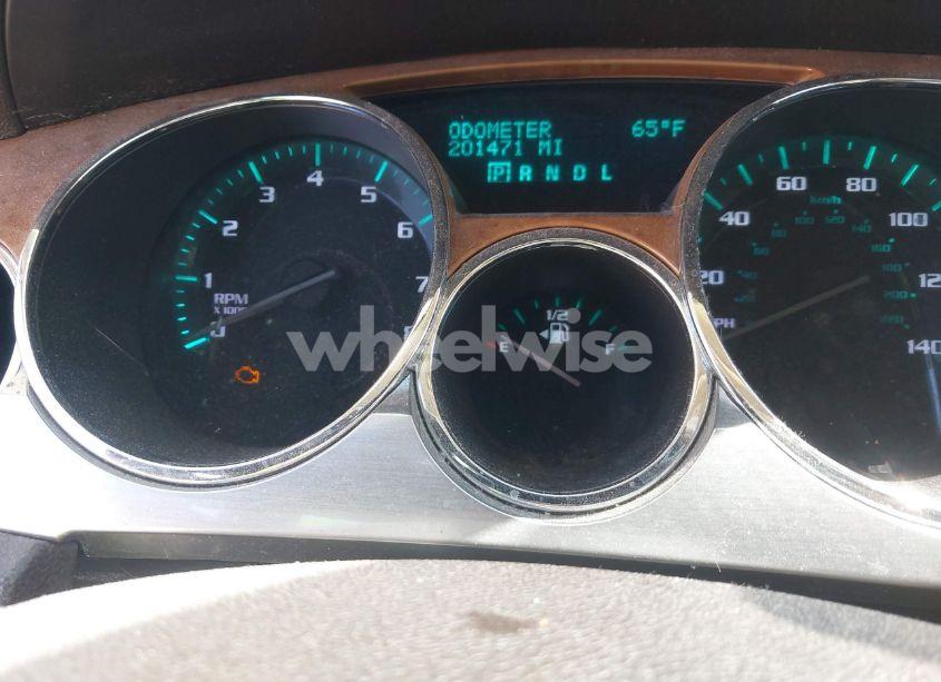 Photo 7 of 2008 Buick Enclave CXL (VIN 5GAER23718J269941)