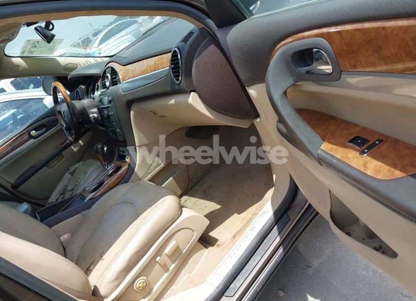 Photo 5 of 2008 Buick Enclave CXL (VIN 5GAER23728J106859)