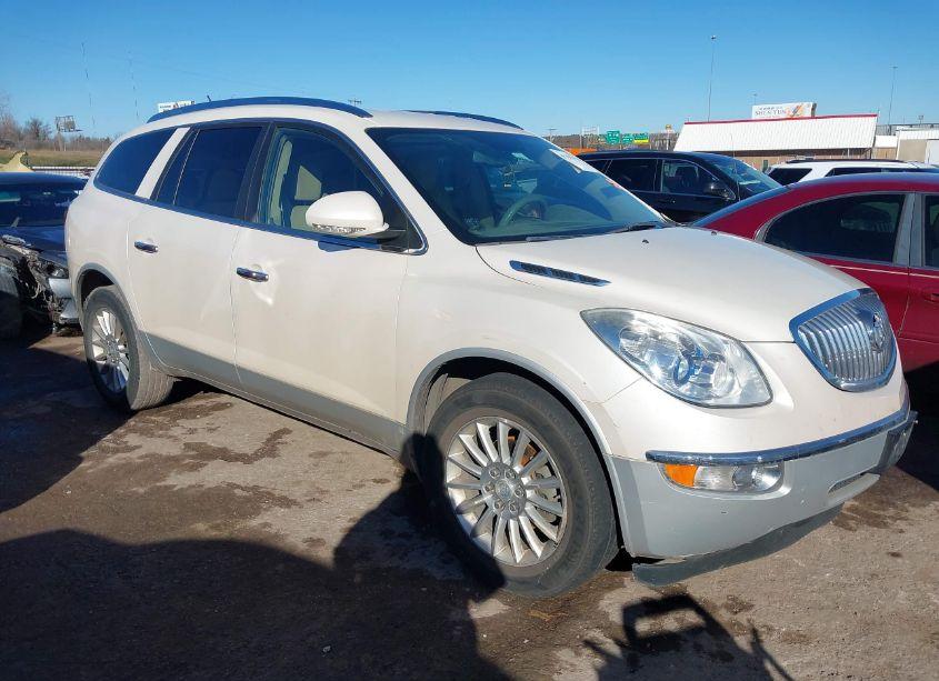 2008 Buick Enclave CXL (VIN 5GAER23728J115027) main photo