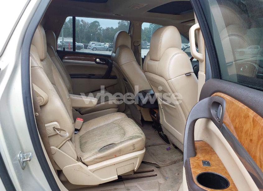 Photo 8 of 2008 Buick Enclave CXL (VIN 5GAER23738J236763)
