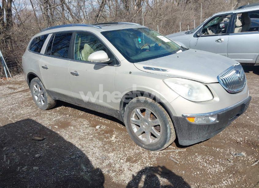2008 Buick Enclave CXL (VIN 5GAER23748J117300) main photo