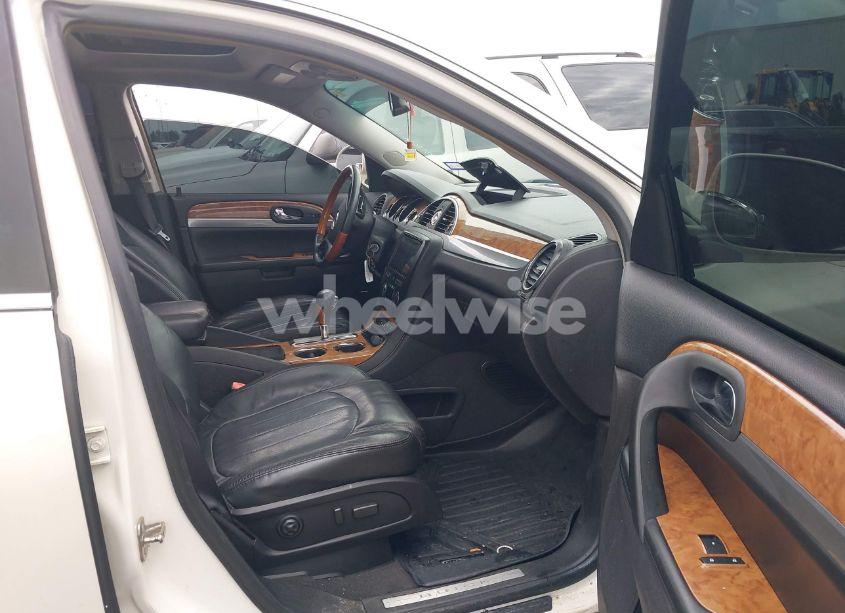 Photo 5 of 2008 Buick Enclave CXL (VIN 5GAER23748J278181)