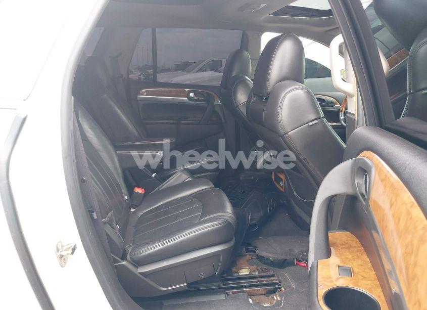 Photo 8 of 2008 Buick Enclave CXL (VIN 5GAER23748J278181)