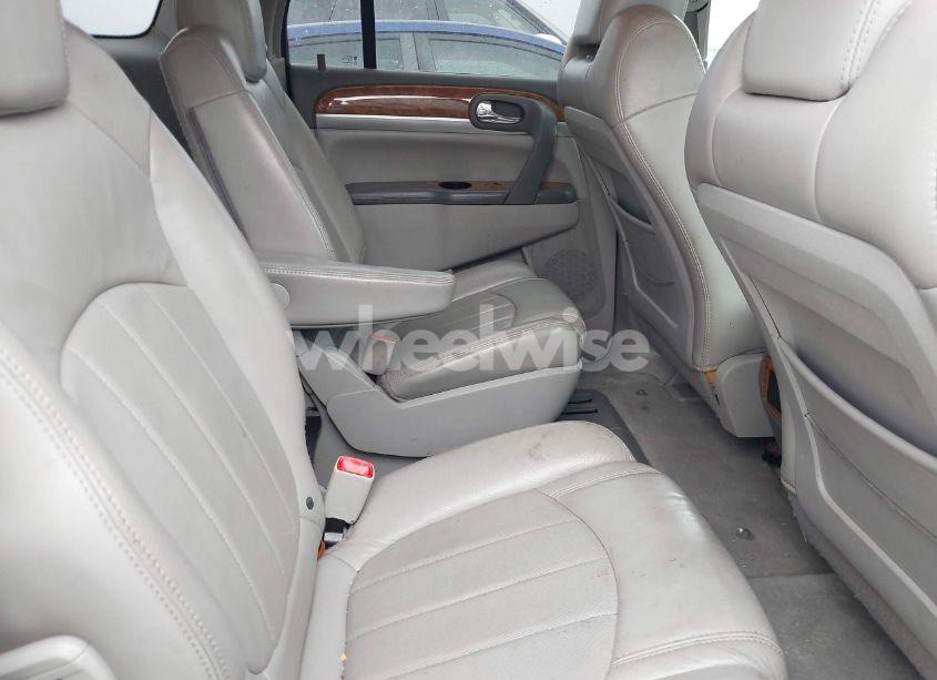 Photo 8 of 2008 Buick Enclave CXL (VIN 5GAER23758J269117)