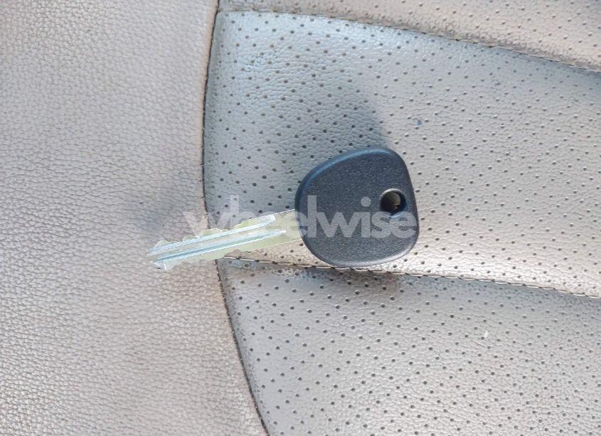 Photo 11 of 2008 Buick Enclave CXL (VIN 5GAER23768J237812)