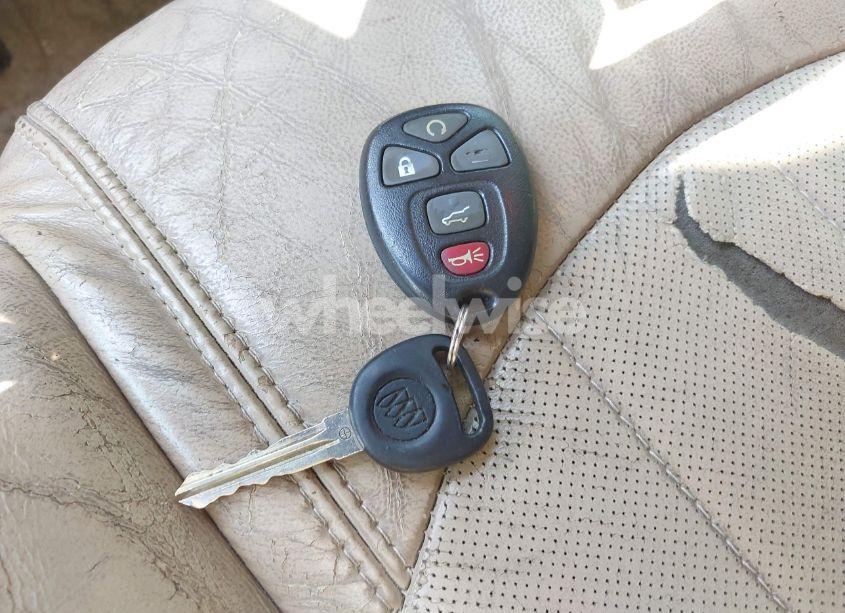 Photo 11 of 2008 Buick Enclave CXL (VIN 5GAER23768J253931)