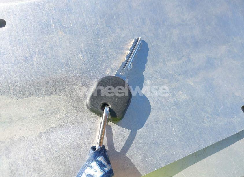 Photo 11 of 2008 Buick Enclave CXL (VIN 5GAER23768J261477)