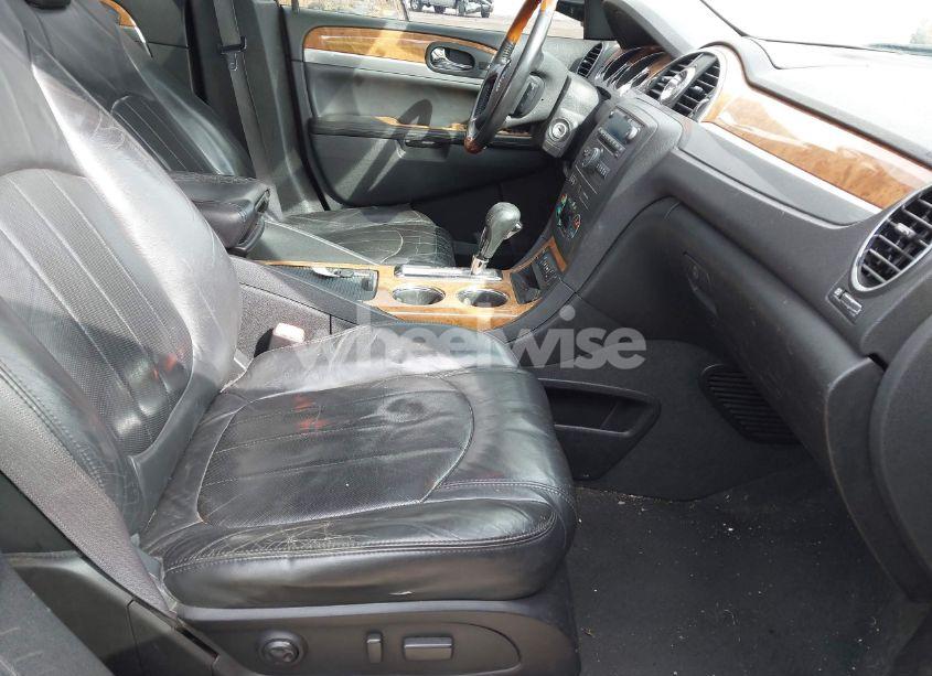 Photo 5 of 2008 Buick Enclave CXL (VIN 5GAER23768J264282)