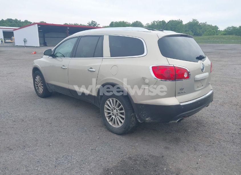 Photo 3 of 2008 Buick Enclave CXL (VIN 5GAER23778J172386)