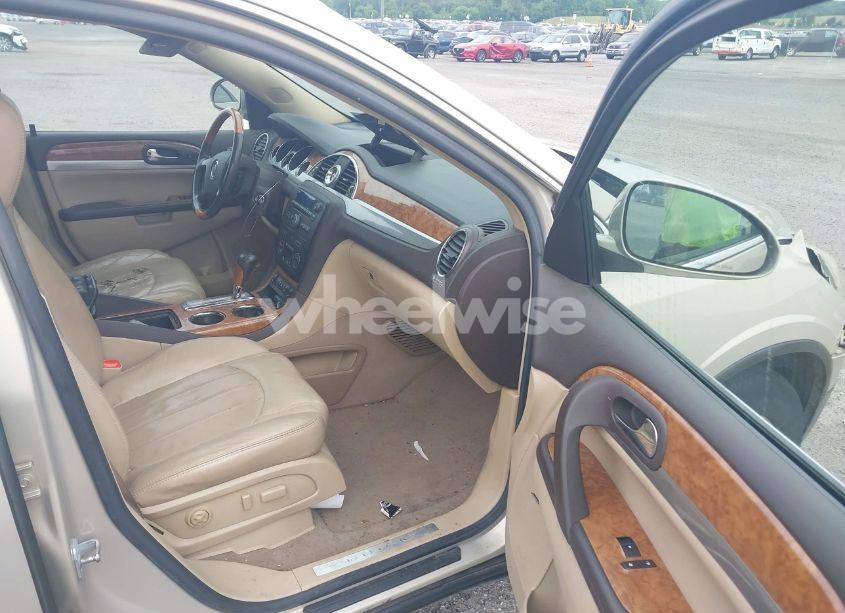 Photo 5 of 2008 Buick Enclave CXL (VIN 5GAER23778J172386)