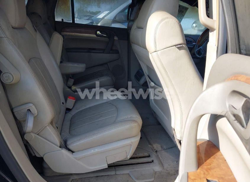 Photo 8 of 2008 Buick Enclave CXL (VIN 5GAER23778J181735)