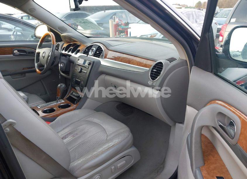 Photo 5 of 2008 Buick Enclave CXL (VIN 5GAER23788J104243)