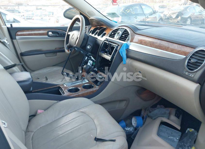 Photo 5 of 2008 Buick Enclave CXL (VIN 5GAER23798J228070)