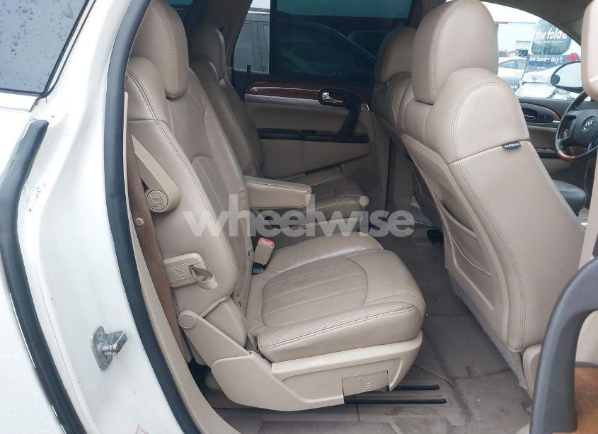 Photo 8 of 2008 Buick Enclave CXL (VIN 5GAER237X8J199386)