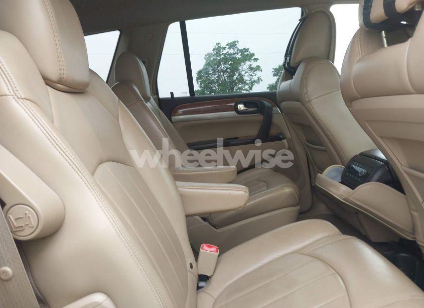 Photo 8 of 2008 Buick Enclave CXL (VIN 5GAER237X8J298225)