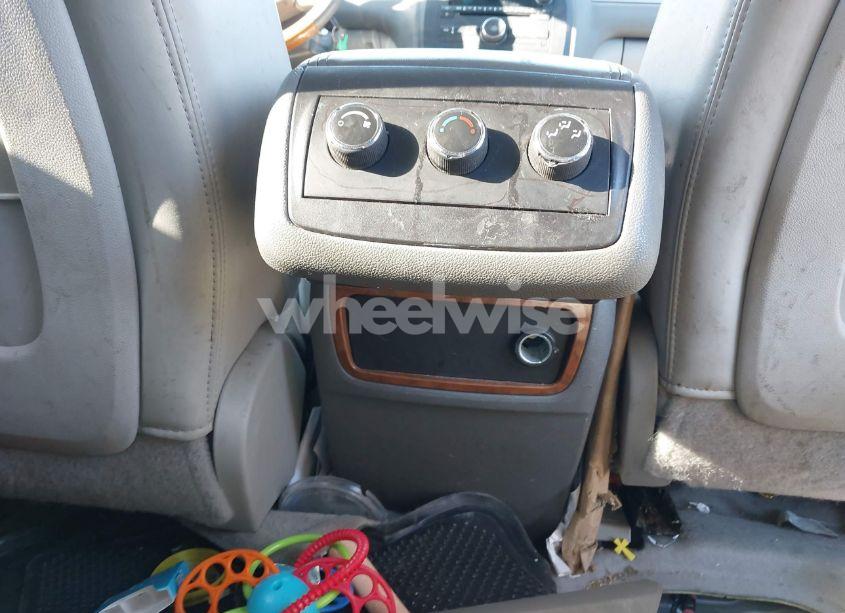 Photo 15 of 2009 Buick Enclave CXL (VIN 5GAER23D99J199306)