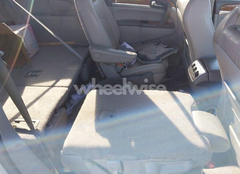 Photo 8 of 2009 Buick Enclave CXL (VIN 5GAER23D99J199306)