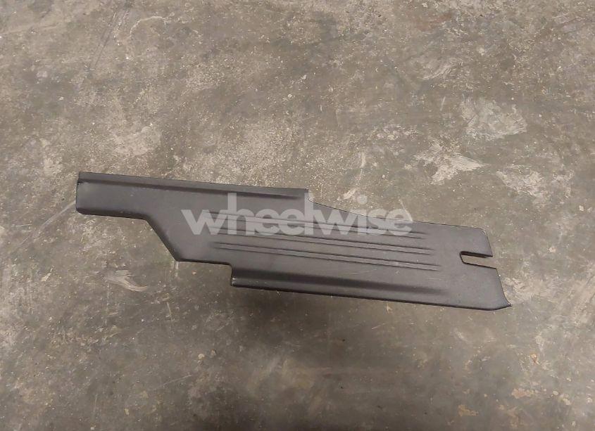 Photo 12 of 2020 Buick Enclave FWD PREFERRED (VIN 5GAERAKW8LJ236592)