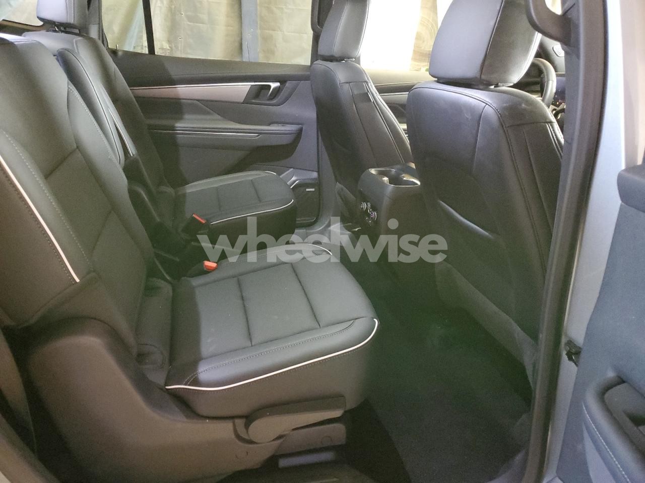 Photo 11 of 2025 BUICK ENCLAVE PREFERRED (VIN 5GAERARS9SJ246758)