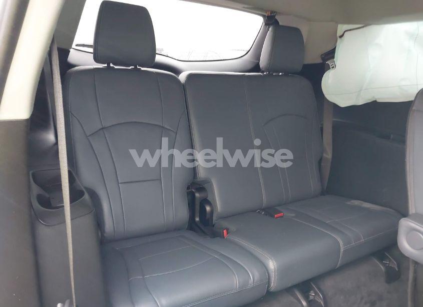 Photo 17 of 2019 Buick Enclave FWD ESSENCE (VIN 5GAERBKW0KJ125913)