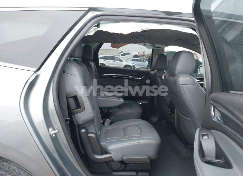 Photo 8 of 2019 Buick Enclave FWD ESSENCE (VIN 5GAERBKW0KJ125913)