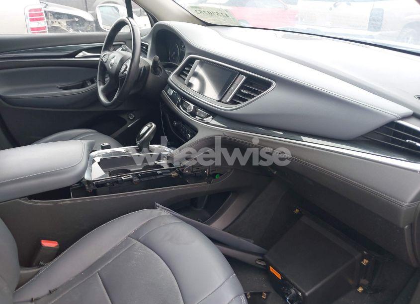 Photo 5 of 2020 Buick Enclave FWD ESSENCE (VIN 5GAERBKW0LJ104450)