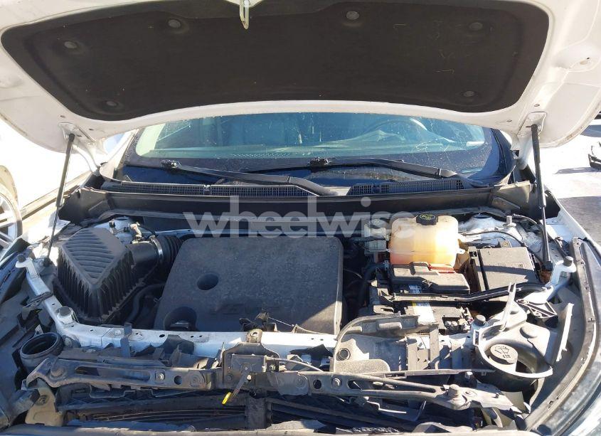 Photo 10 of 2019 Buick Enclave FWD ESSENCE (VIN 5GAERBKW3KJ312806)