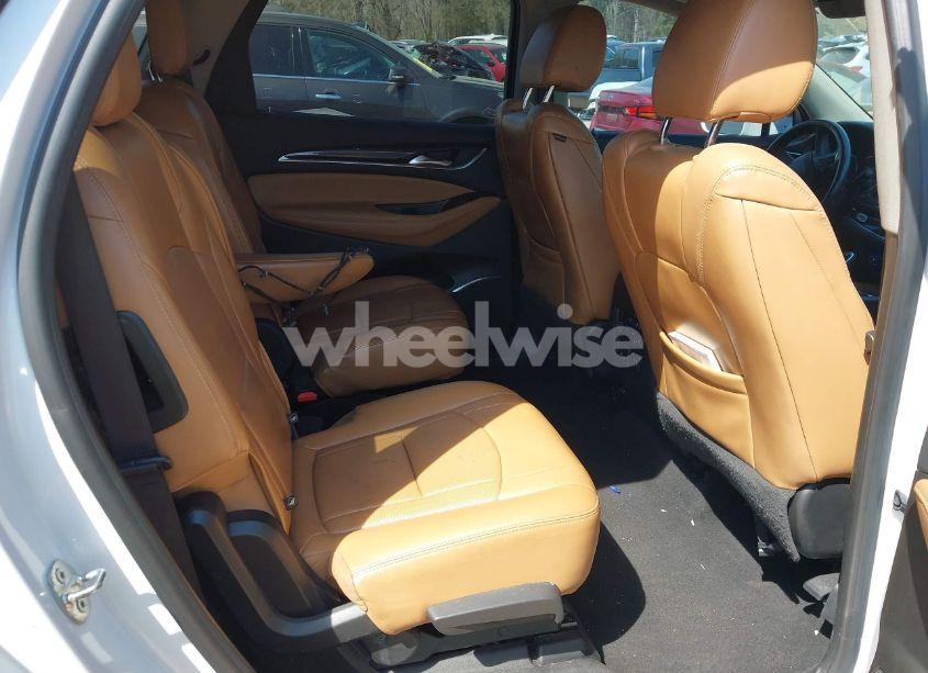 Photo 8 of 2018 Buick Enclave ESSENCE (VIN 5GAERBKW4JJ143930)