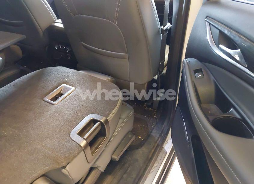 Photo 8 of 2019 Buick Enclave FWD ESSENCE (VIN 5GAERBKW5KJ162844)