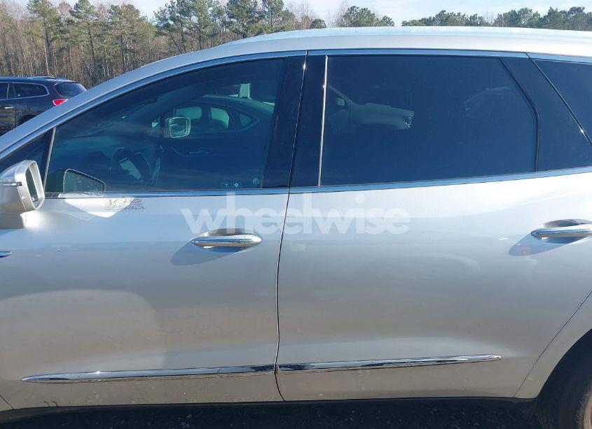 Photo 14 of 2019 Buick Enclave FWD ESSENCE (VIN 5GAERBKW6KJ139928)