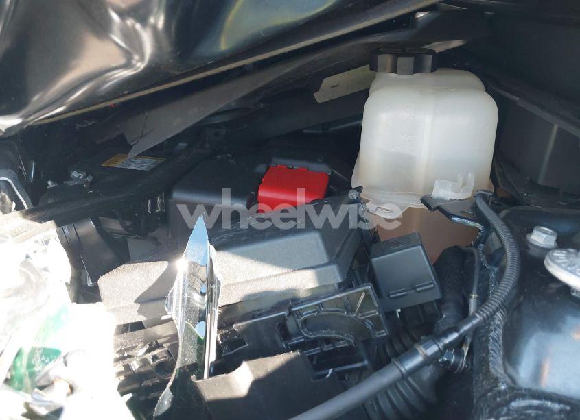 Photo 10 of 2019 Buick Enclave FWD ESSENCE (VIN 5GAERBKW6KJ199028)