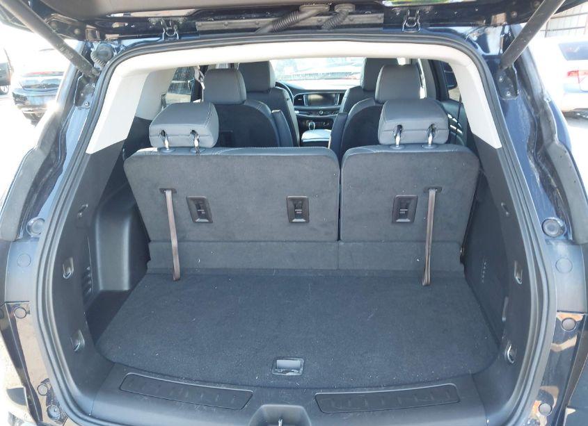 Photo 18 of 2020 Buick Enclave FWD ESSENCE (VIN 5GAERBKW6LJ125559)