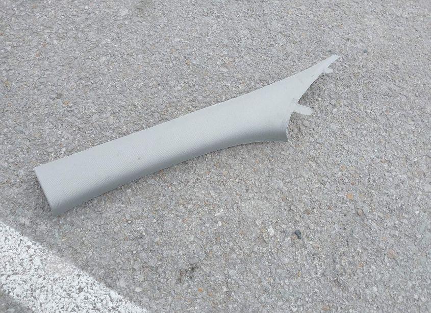 Photo 12 of 2019 Buick Enclave FWD ESSENCE (VIN 5GAERBKW8KJ143527)