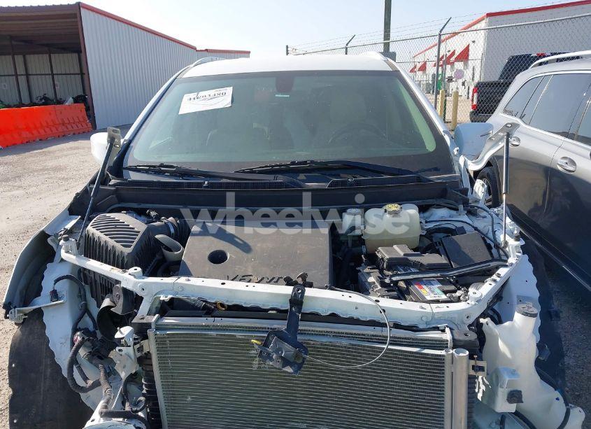 Photo 10 of 2019 Buick Enclave FWD ESSENCE (VIN 5GAERBKW8KJ190783)
