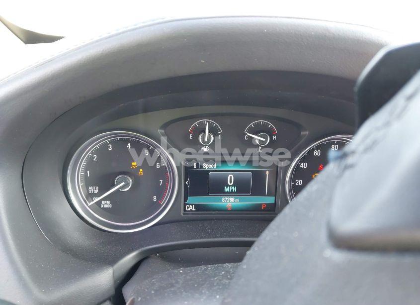 Photo 7 of 2019 Buick Enclave FWD ESSENCE (VIN 5GAERBKW8KJ190783)